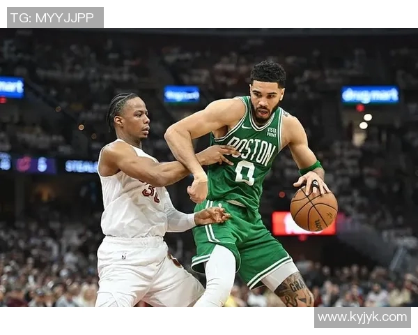 14号骑士与湖人激战正酣谁能在这场对决中笑到最后